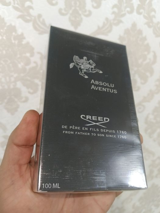 Срочно продам новый мужской духи creed absolu aventus