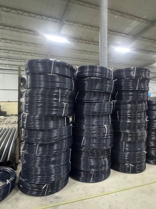 Рулон ПВХ труба канализация. Водопровод