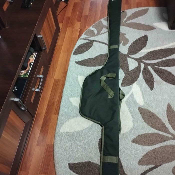 Vând husă de băț pescuit