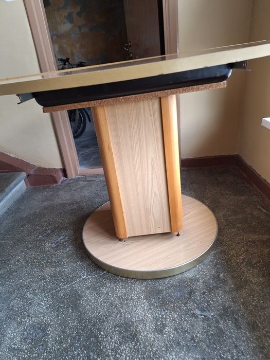 Masa de bucătărie, extensibila