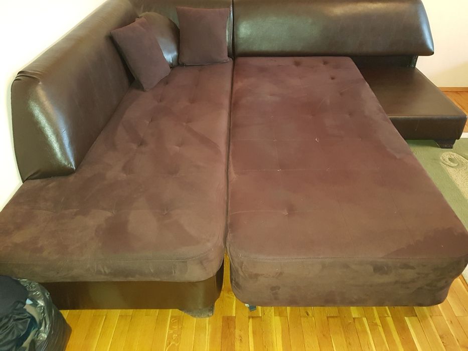 Разтегателен ъглов диван