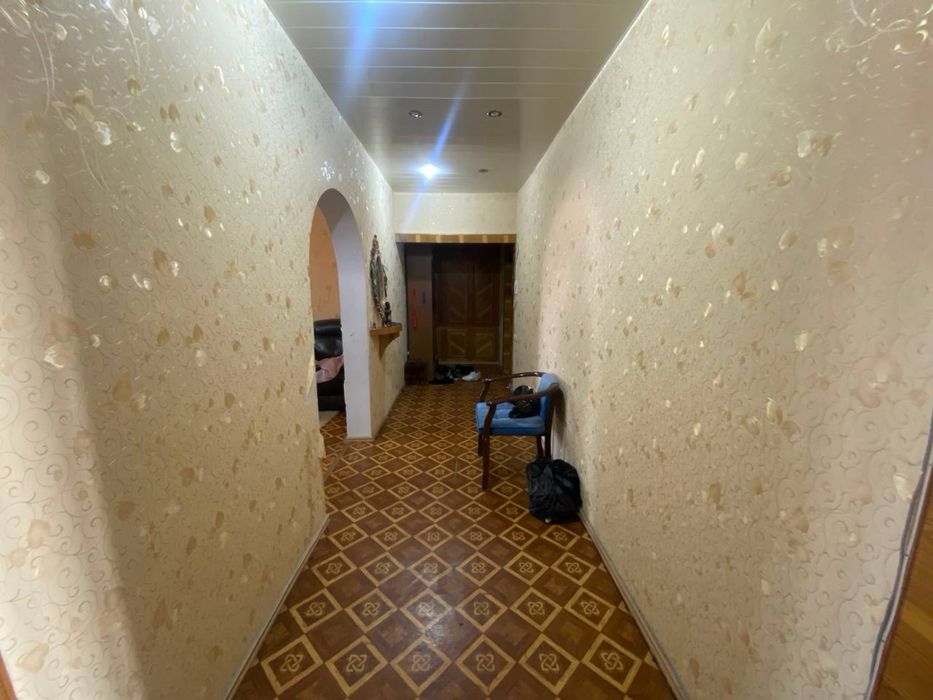 Продается 5-комнатная квартира, улица Мавлона Риёзий, ор-р Паркентский