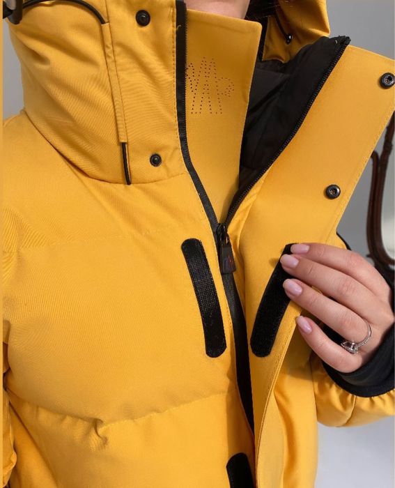 Зимний пуховик Moncler