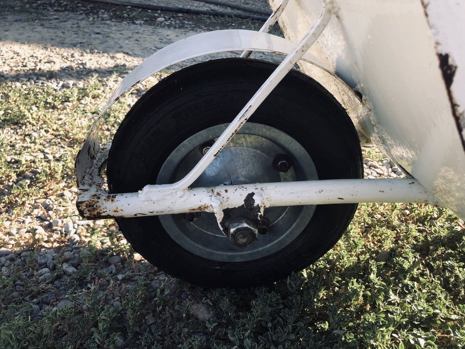 Тачка строительная