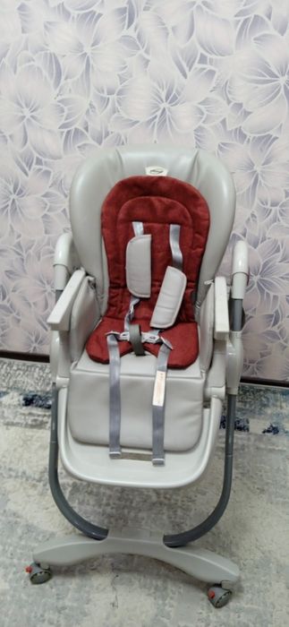 Стул для кормления.