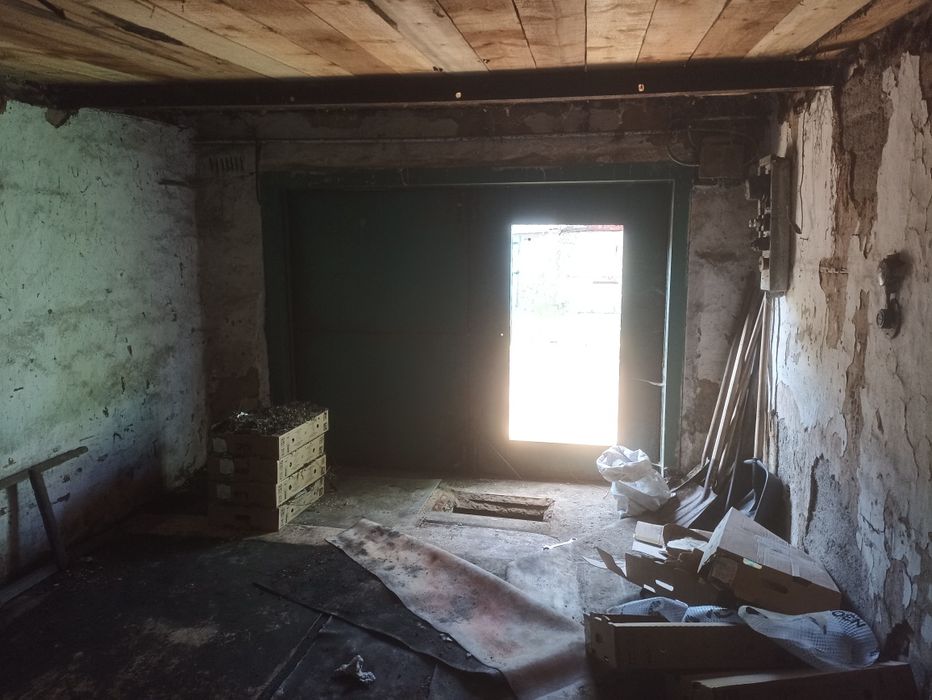 Продаётся гараж 12-микраион