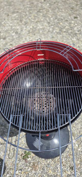Vând gratar Barbecook