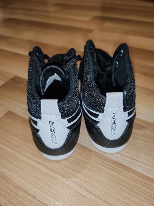Продам Боксёрки Demix 40 р
