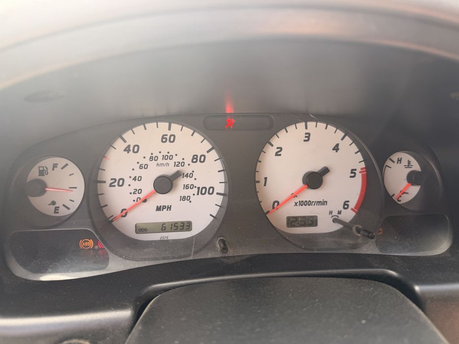 Nissan Navara 2.5 Di D22