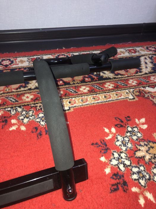 Турник в дверной проём