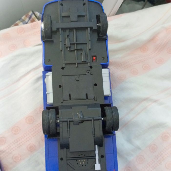 Машинка и вертолёт