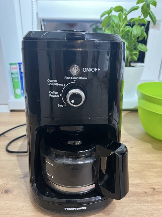 Cafetiera cu rasnita Heinner