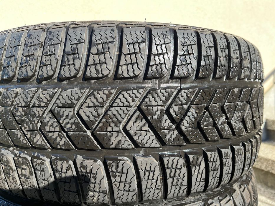 Гими Pirelli winter sottozero 3 245/40/18