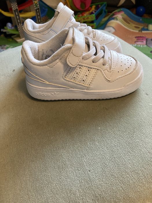 Adidas forum low kids