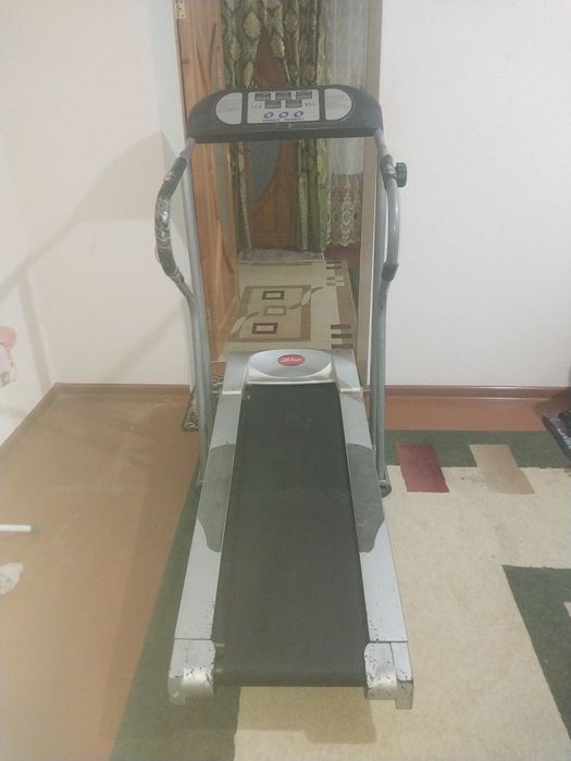 Беговые дарожки, begovie darojki, югуриш йўлаги