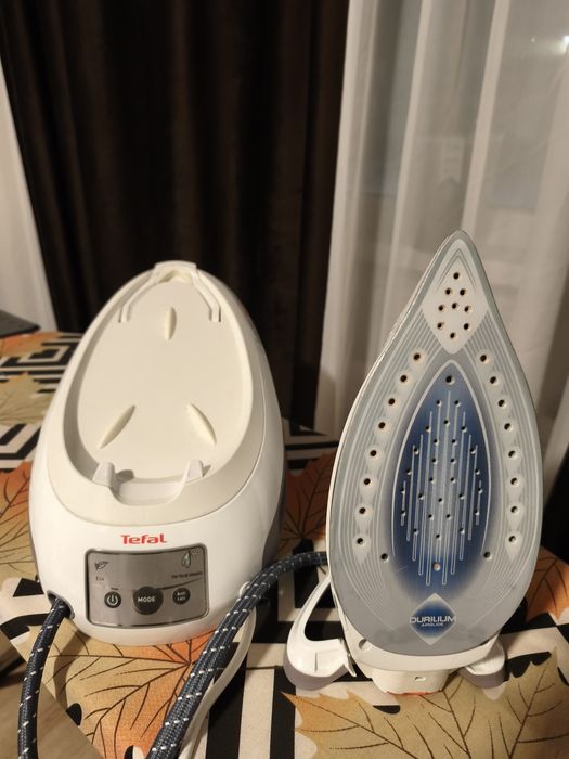 Statie de calcat Tefal Express Anti-Calc