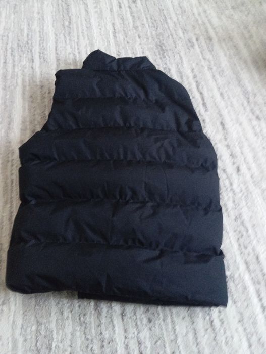 Безрукавка новая