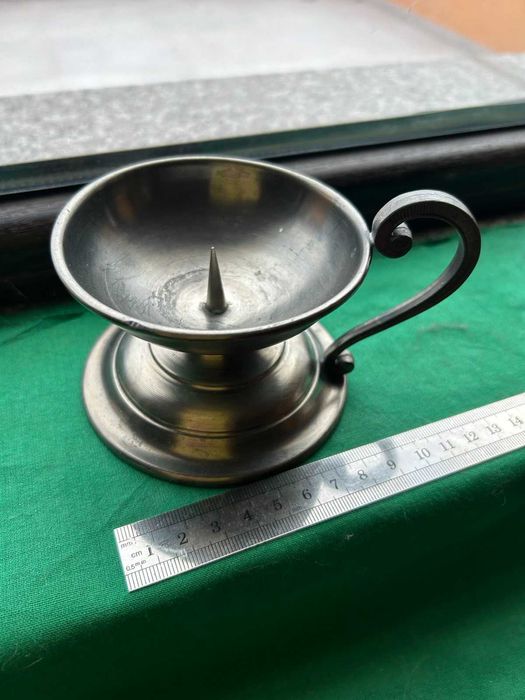 Свещник от калай за колекционери