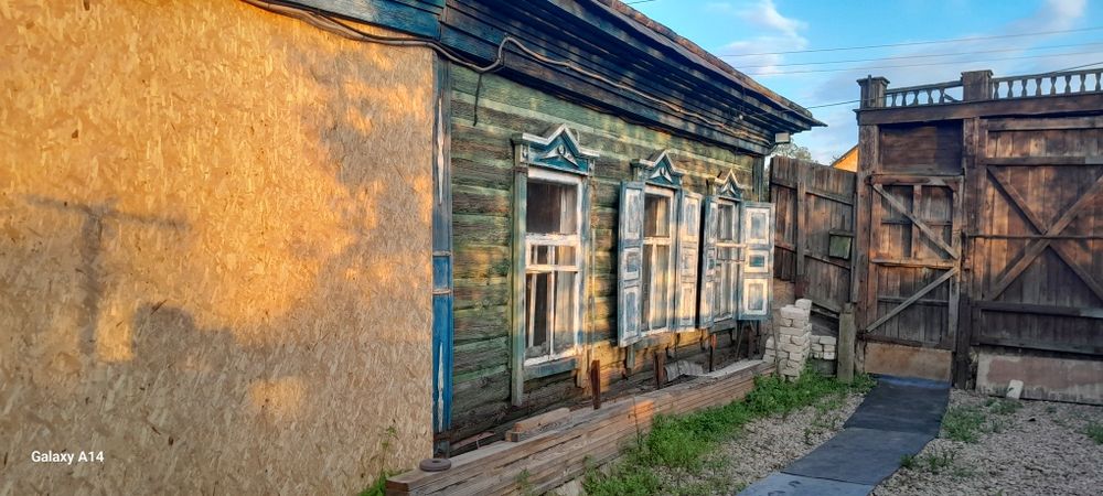 Продам бревенчатый дом