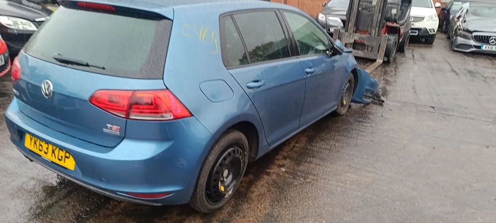 Dezmembrari / Dezmembrez Volkswagen Golf 7 (5G) 1.4 TSI CPTA cutie viteze manuala cod culoare LA5J