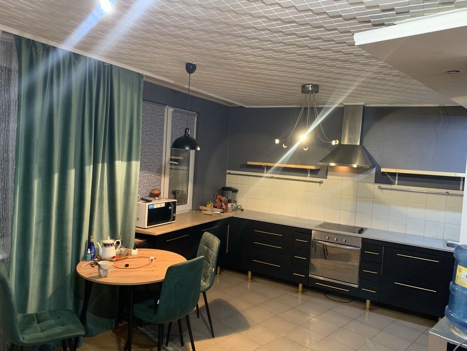 Продам 3-ех комнатную квартиру