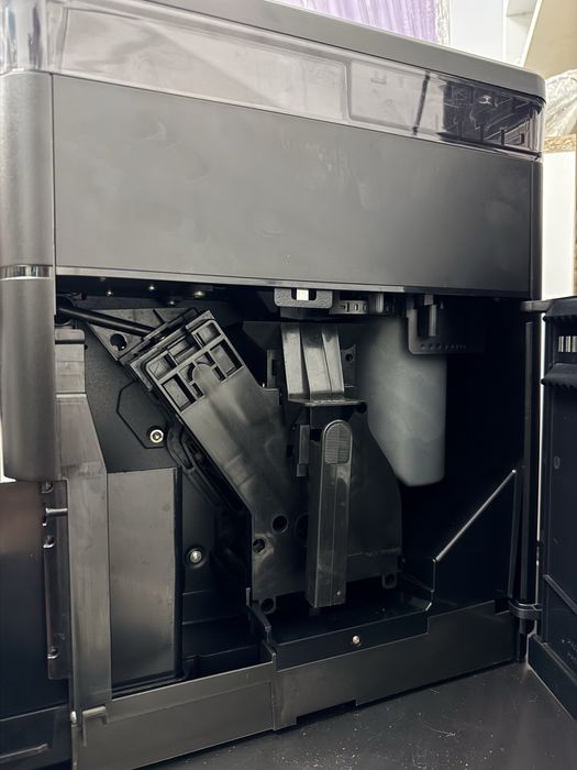Espressor Profesional / Office Saeco Royal Black