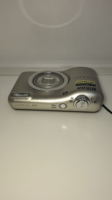 Nikon Coolpix A10 компактен дигитален фотоапарат