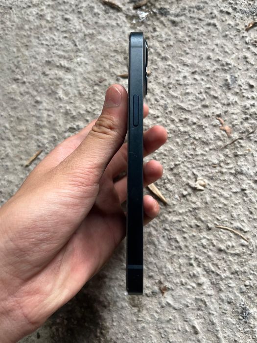 iPhone 13  256gb