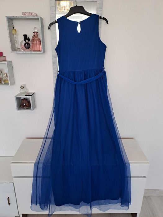 Дълга официална рокля