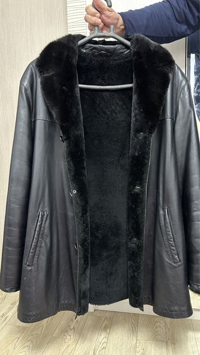 Продам мужскую дублёнку (дублёнка)
