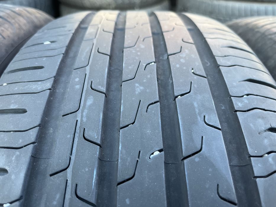 4бр 225/60/18 на 6мм с 22дот Континентал