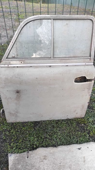 Usa,capota ,luneta,geamuri trabant