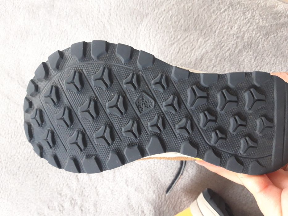 Детски боти! Decathlon