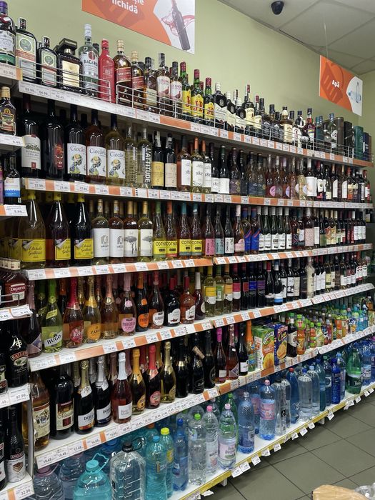 Vitrine frigorifice industriale & rafturi metalice profesionale