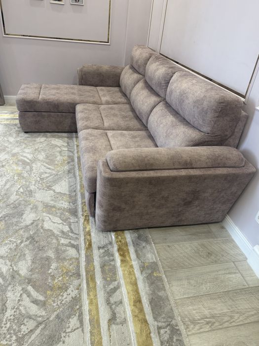 Срочно продам диван