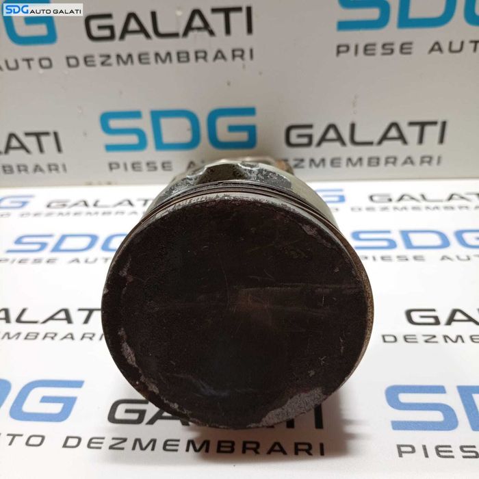 Set Piston Pistoane cu Biela Dacia Logan 1 1.6 B 2004 - 2012 [X1007]