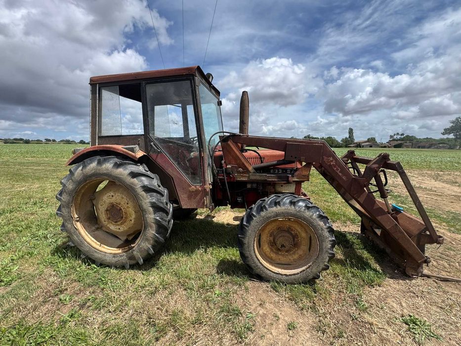 Vand tractor international 633 SA