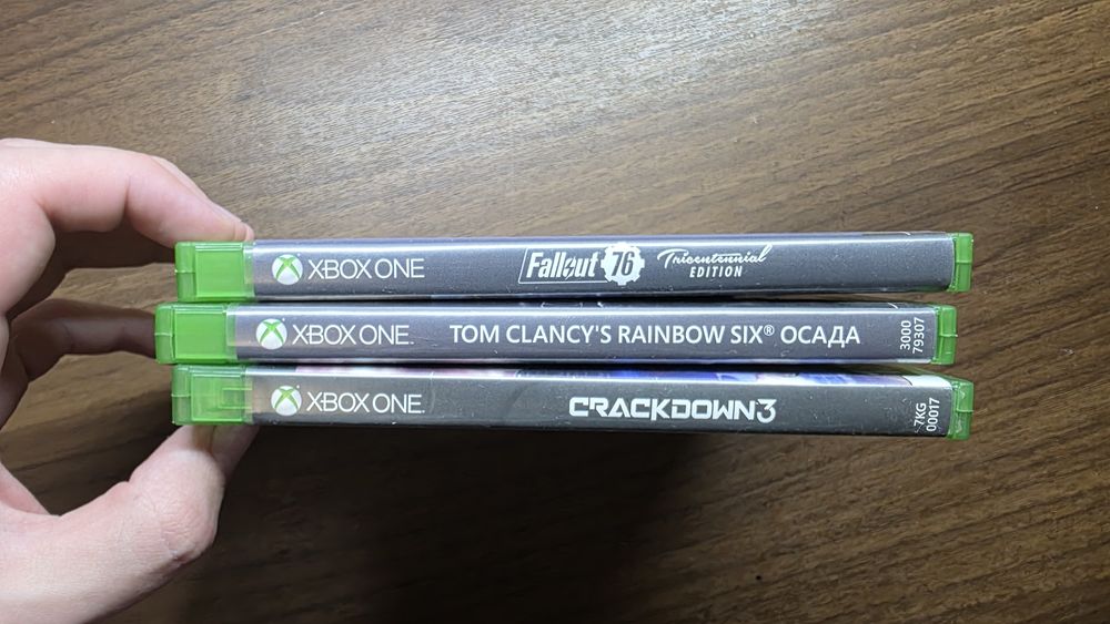 Диски на xbox 3 штуки
