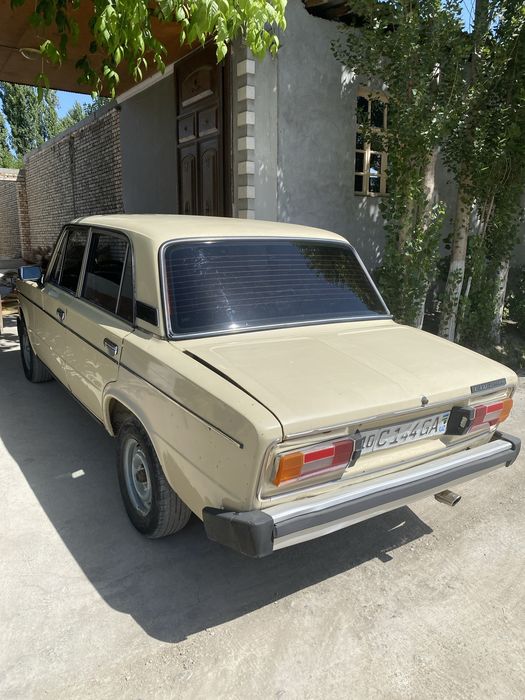 Sotiladi vaz 2106