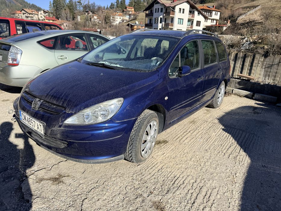 НА ЧАСТИ Peugeot 307sw 2.0i бензин 136кс RFN 7 седалки панорама брони