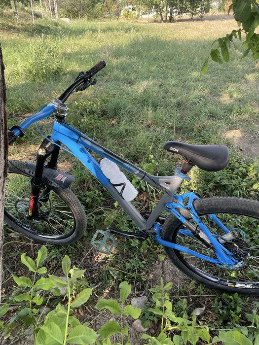 specialized epic comp4 material m4
