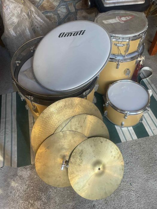 Барабани - Amati