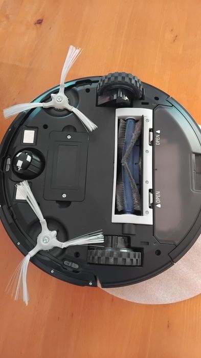 Прахосмукачка робот