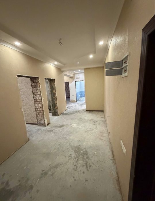 4-комн новостройка 117м², кирпич, лифт, ул. Нукусская , Макро