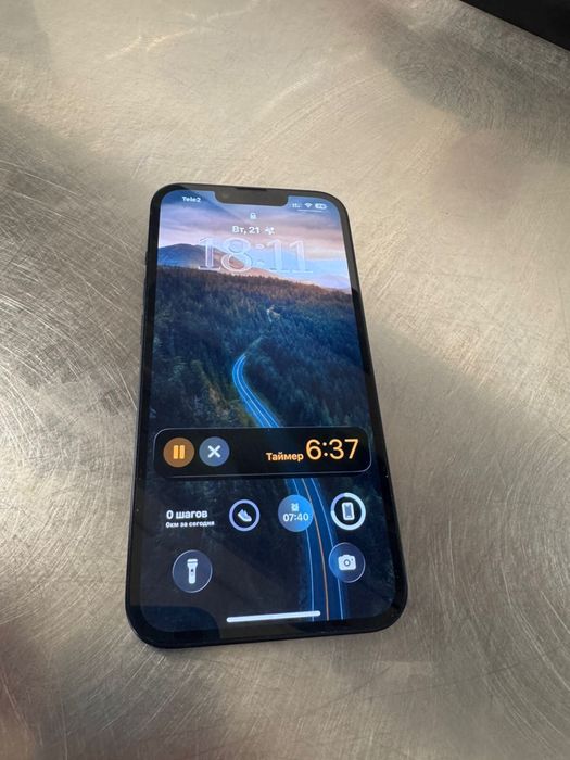 Продам Айфон 13 128гб