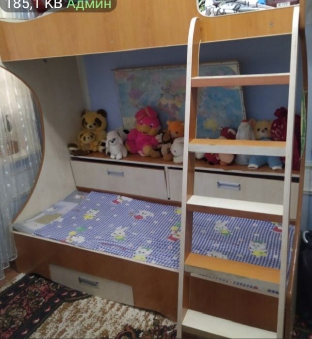 Двухъярусная кровать