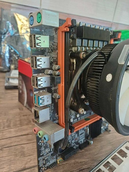 Продам комплект: материнская плата X99H + Xeon E5 2650 v3 + Rgb кулер