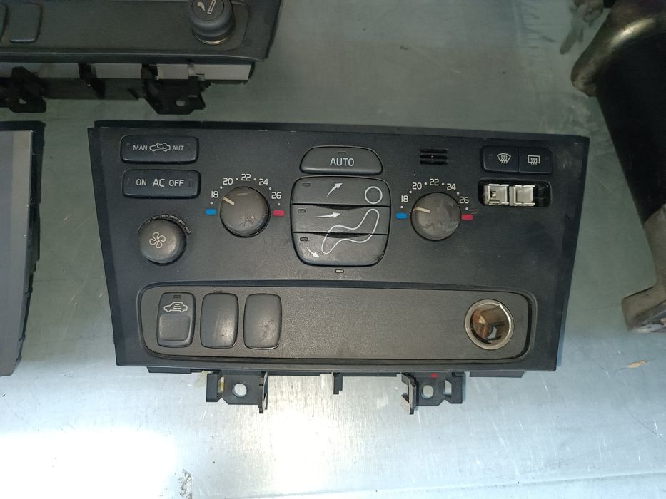 Управление за климатик на Volvo XC70, 2.4T, 2001g.