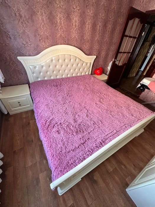 Продам кровать с матрасом