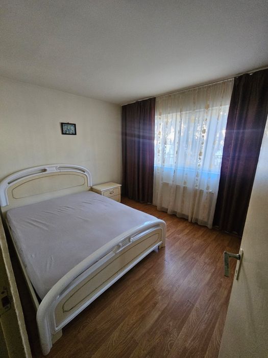 Vand / schimb aprtament 3 camere, confort 1, etaj 3, balcon